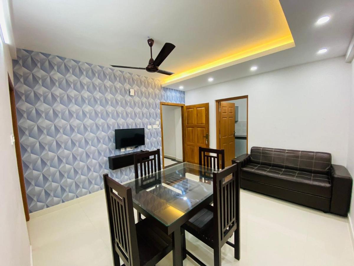 Hotel Nujoom Rooms & Apartments Kochi المظهر الخارجي الصورة