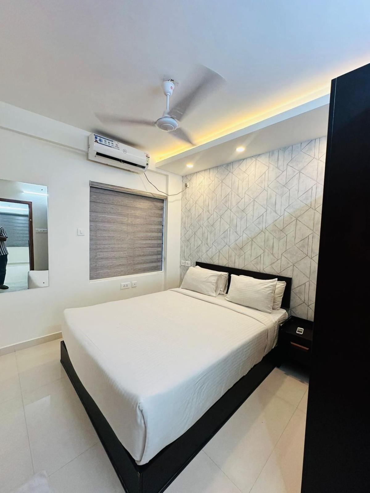 Hotel Nujoom Rooms & Apartments Kochi المظهر الخارجي الصورة