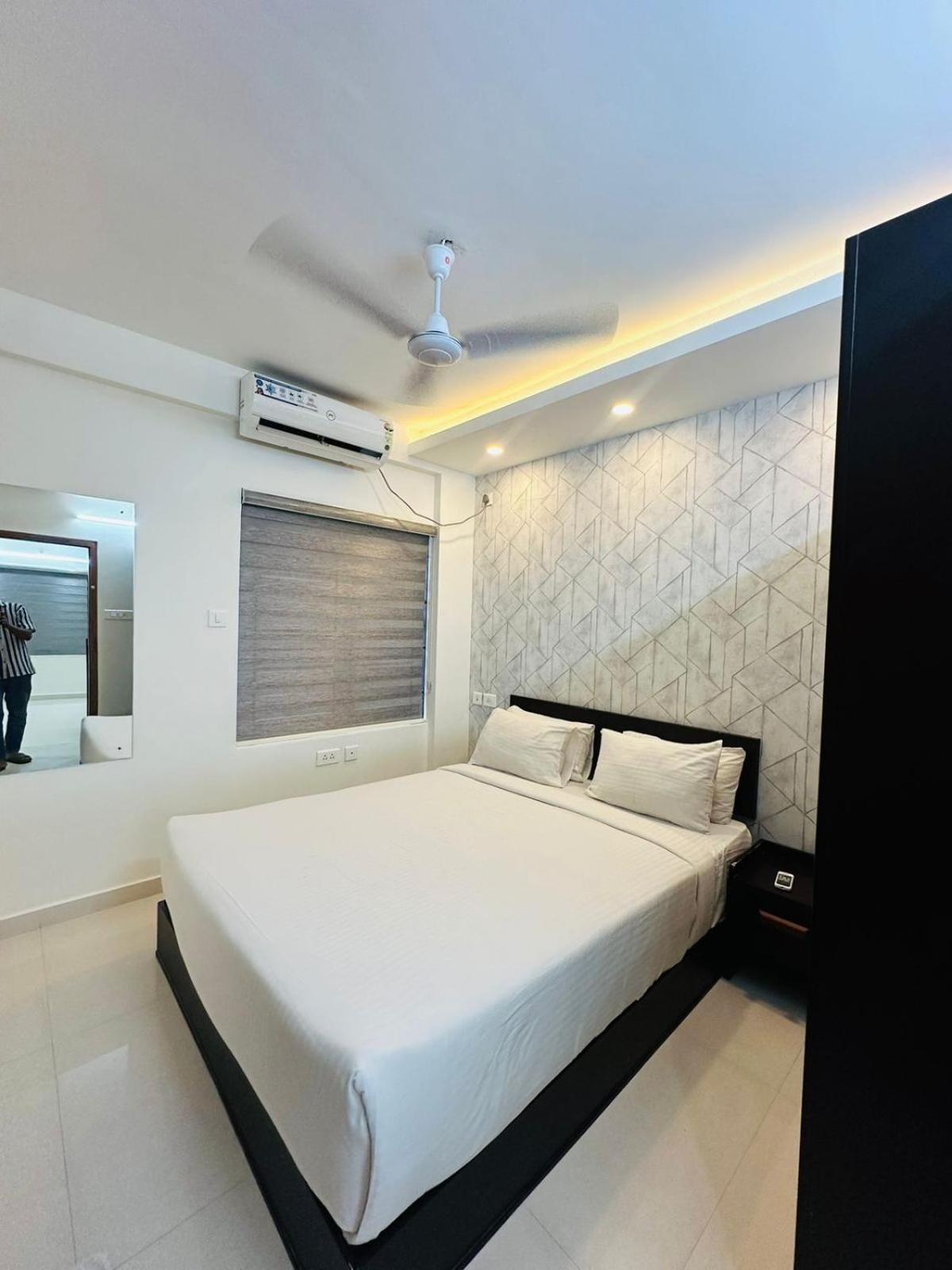 Hotel Nujoom Rooms & Apartments Kochi المظهر الخارجي الصورة