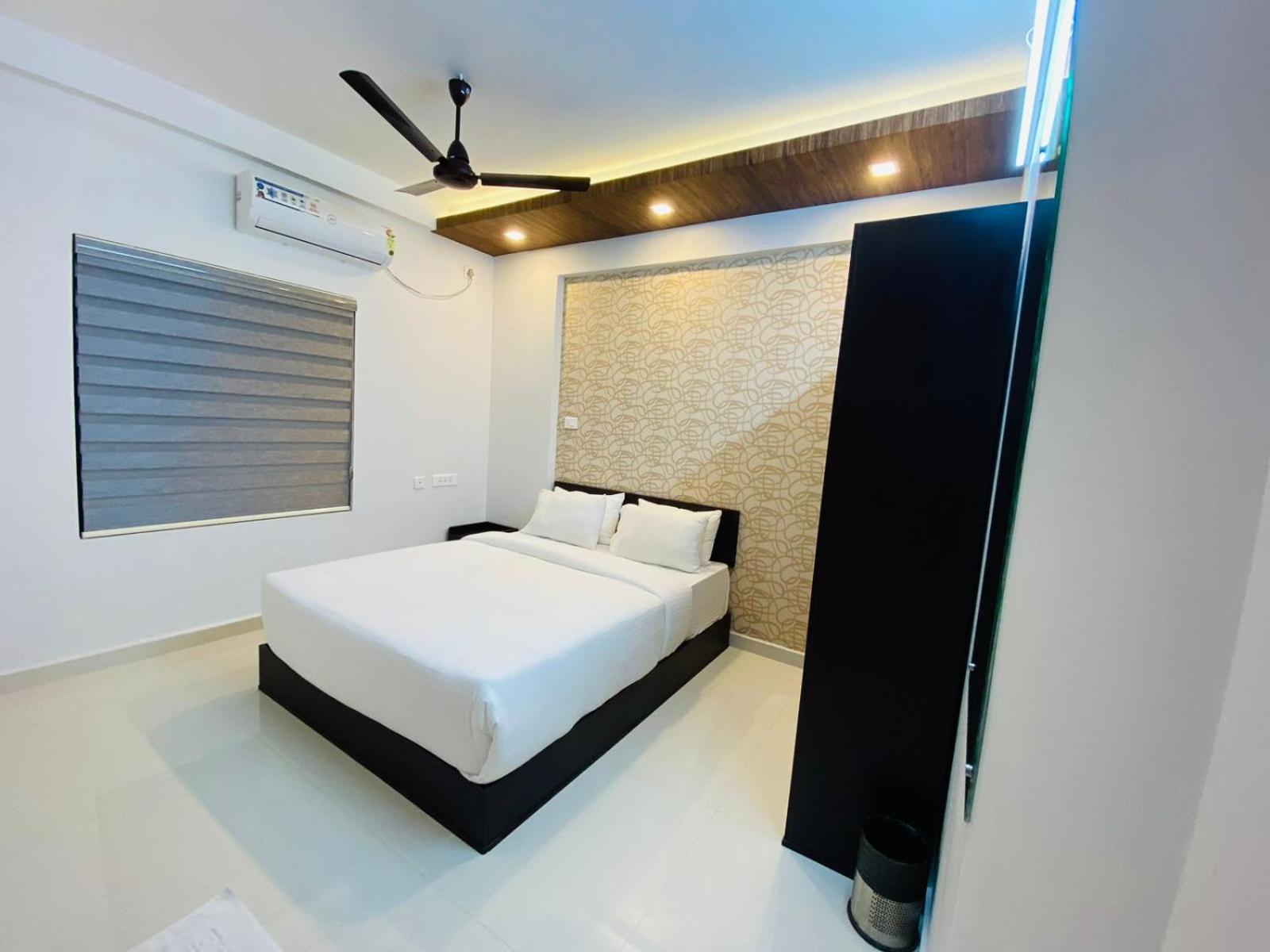 Hotel Nujoom Rooms & Apartments Kochi المظهر الخارجي الصورة
